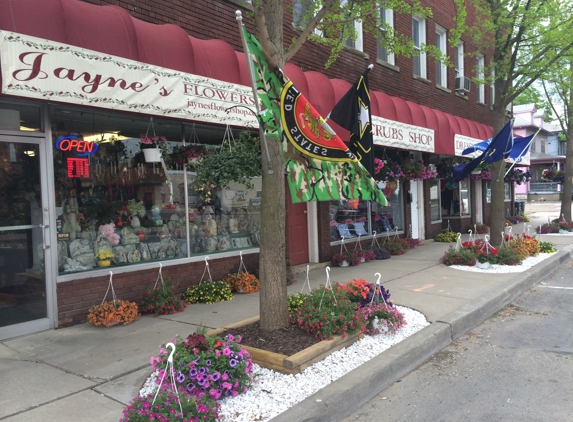 Jayne's Flowers and Gifts - Waverly, NY