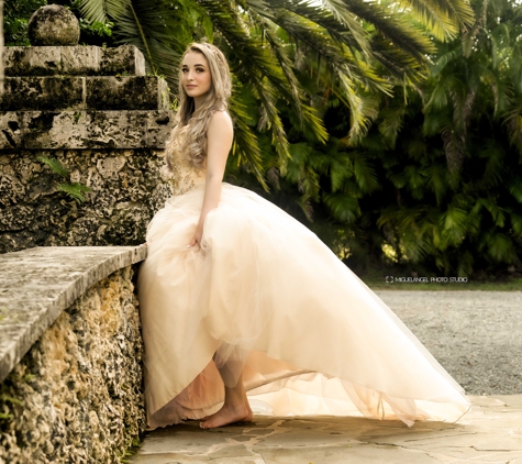 Quinceanera Photography by CHIC Lemonade - Miami, FL. beautiful quinceañera photo session at Secret Gardens Miami