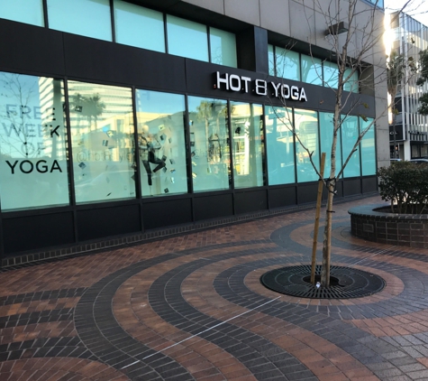 Hot 8 Yoga - Sherman Oaks, CA