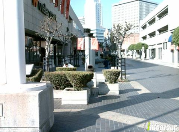 Weller Court Shopping Center - Los Angeles, CA