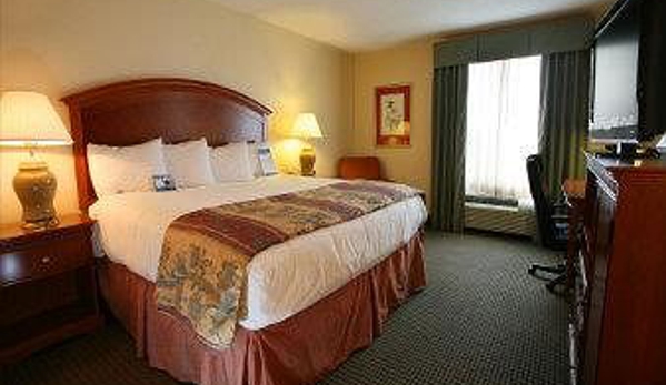 Baymont Inn & Suites - Hattiesburg, MS