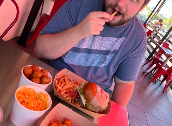 Funky fries & Burgers - El Cajon, CA