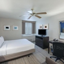 Holiday Inn Express Keith Ware Hall - Hotels