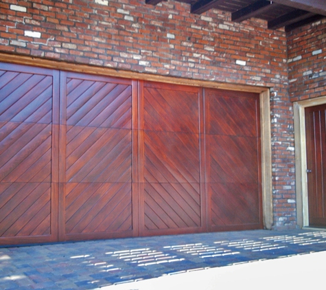 RW Garage Doors - Hayward, CA