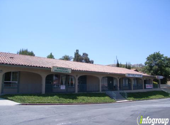 The Heights Animal Hospital - Hacienda Heights, CA