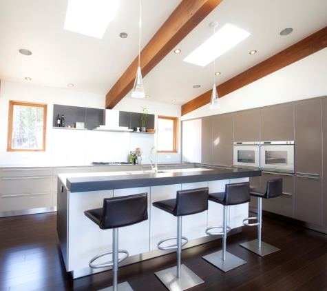 Kustom Kitchens Distributing - Fresno, CA