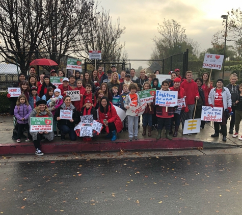 Hesby Oak Elementary School - Encino, CA