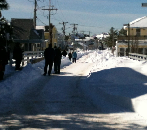 Four Beaches Condo Association - East Haven, CT