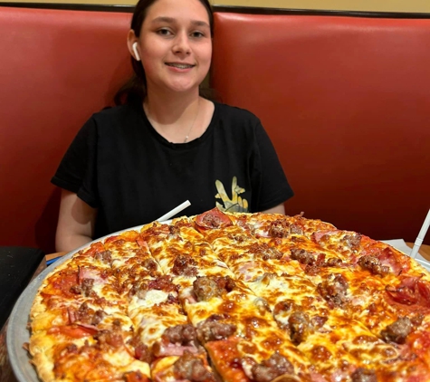 Johnny's Pizza House - West Monroe, LA