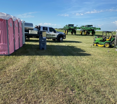 Schoenfelder Portables - Mitchell, SD