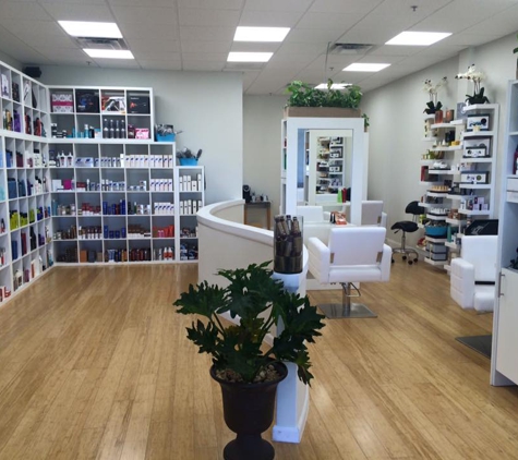 Jon'Ric International Salon & Spa - New Smyrna Beach, FL