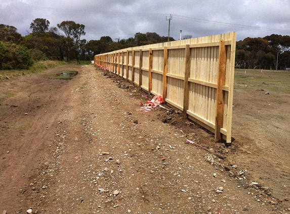 Homestead Gates & Fencing - Belmont, VIC