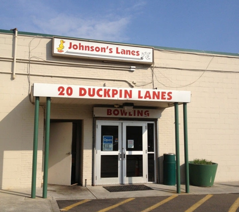 Johnson's Duckpin Lanes - Hamden, CT