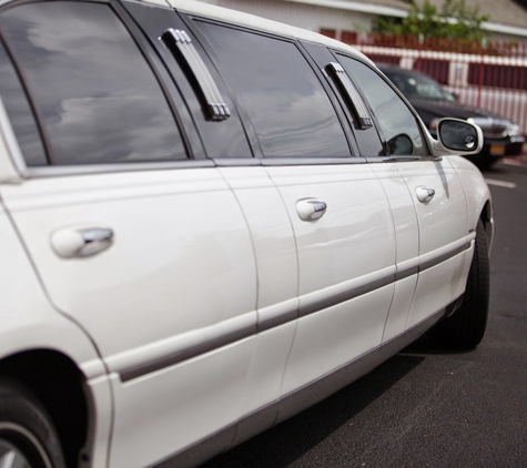 Long Island Elite Limousines - Saint James, NY