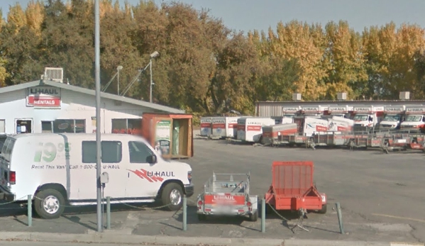 U-Haul of Visalia - Visalia, CA