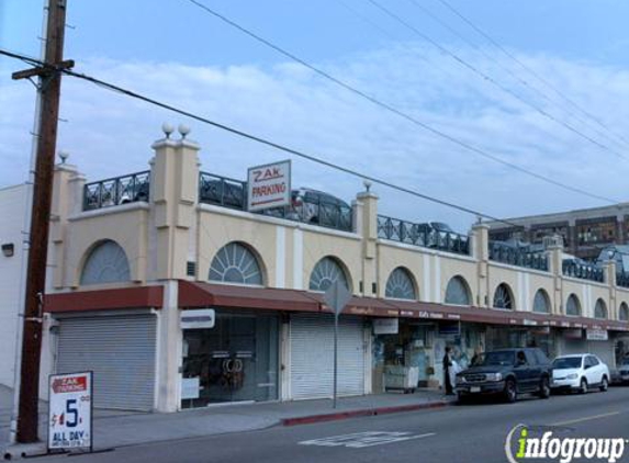 Wonder Girl Dress Shop - Los Angeles, CA