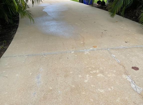 Castillo's Affordable Pressure Cleaning LLC - West Palm Beach, FL