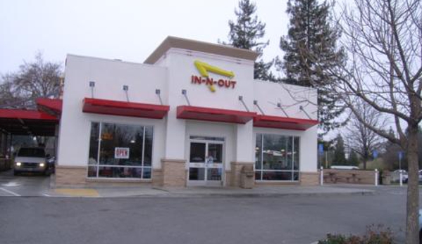 In-N-Out Burger - Mountain View, CA