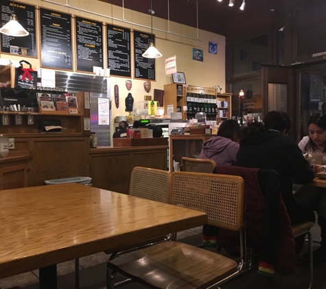 Headlands Coffeehouse - Fort Bragg, CA