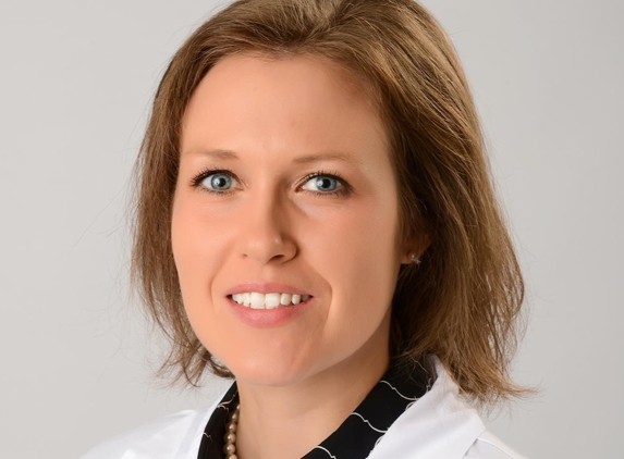 Kristen Fernandez, MD - Columbia, MO