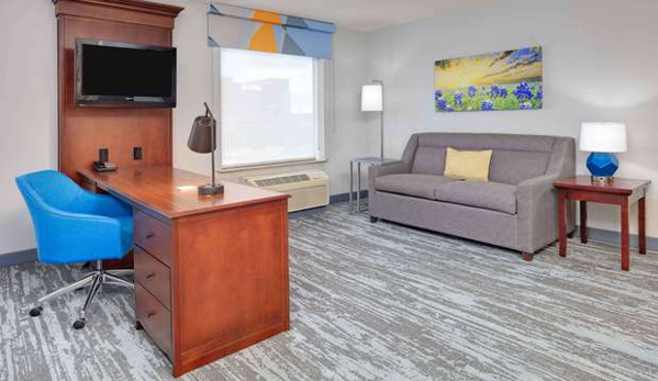 Hampton Inn & Suites Dallas-Arlington-South - Arlington, TX