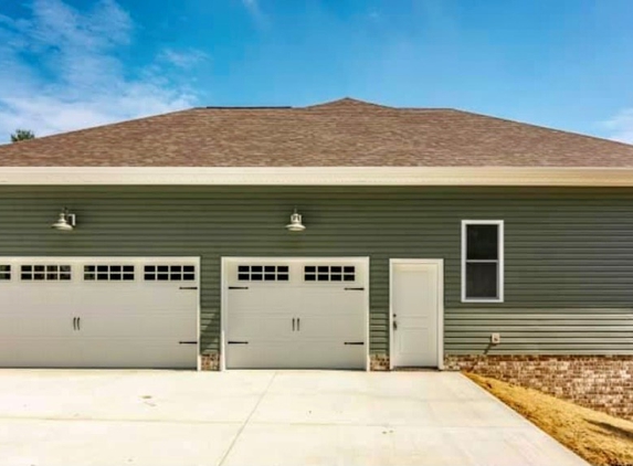 E-Z Lift Garage Doors - Springfield, TN