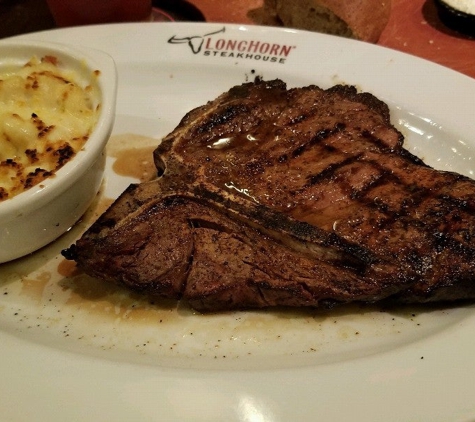 LongHorn Steakhouse - Woodbury, NJ