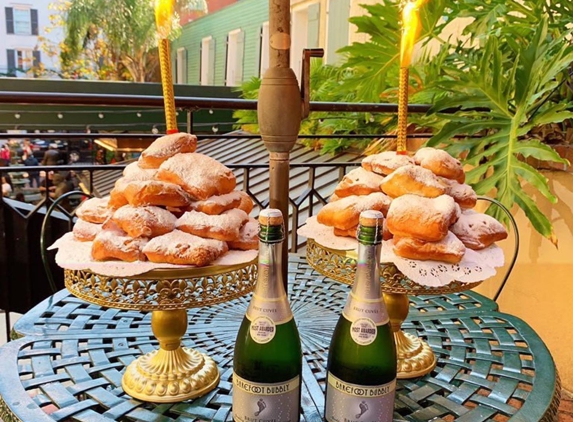 Cafe Beignet, Bourbon Street - New Orleans, LA