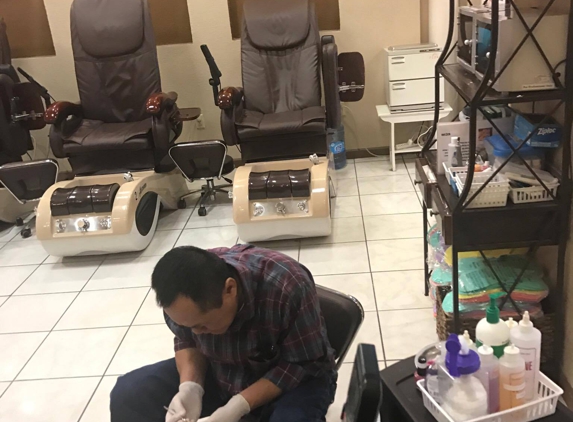 Nail Now - Los Banos, CA. nam did my pidicure was great