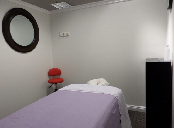 Miracle Massage Therapy Center - Brentwood, CA