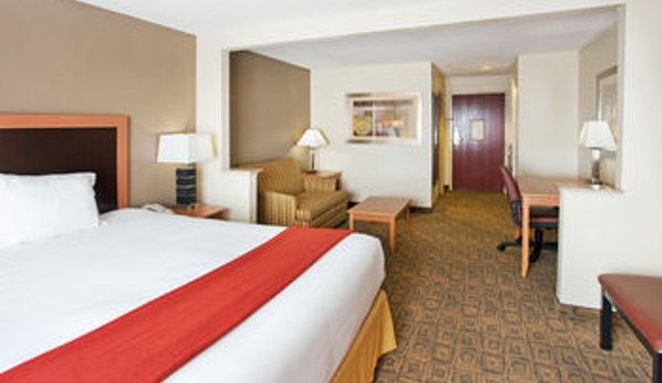 Holiday Inn Express & Suites Charlotte-Concord-I-85 - Concord, NC