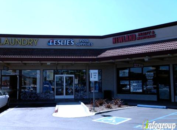 Leslie's Swimming Pool Supplies - San Diego, CA