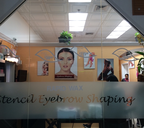 RAPID WAX @ Dadeland - Miami, FL. Stencil eyebrow shaping