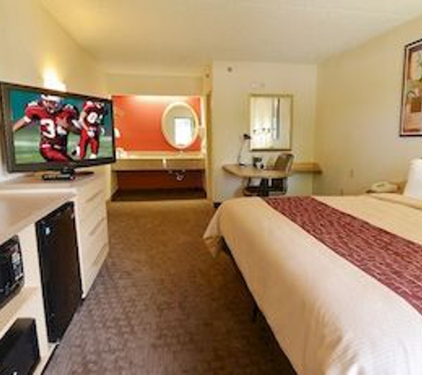 Red Roof Inn - Grove City, OH