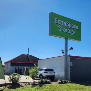 Extra Space Storage - Houston, TX