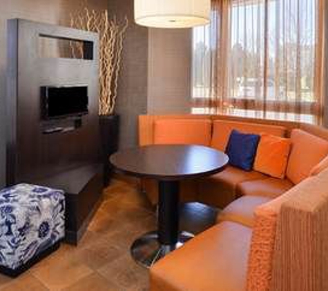 Courtyard by Marriott - Brown Deer, WI