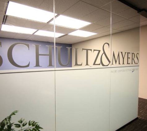 Schultz & Myers Personal Injury Lawyers - St. Louis, MO