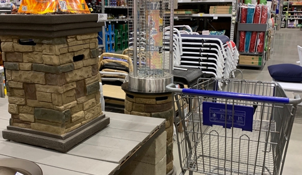 Lowe's Home Improvement - Santa Clarita, CA