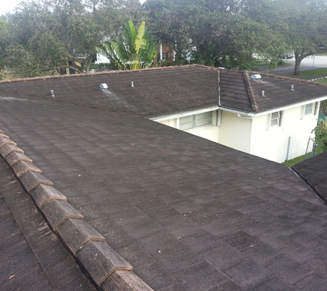 Spray & Wash Roof Cleaning Specialist - Miami, FL