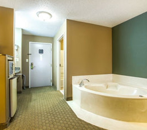 Comfort Inn - Columbia, TN