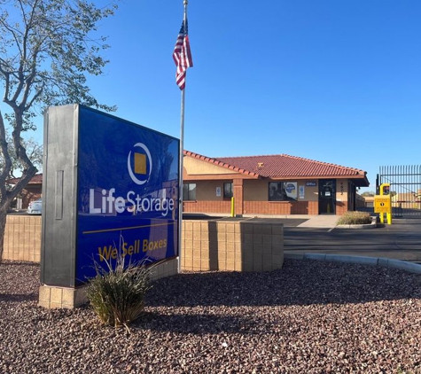 Life Storage - Phoenix, AZ