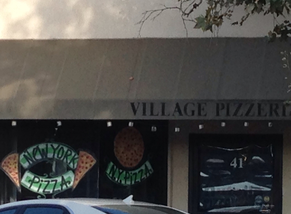 Village Pizzeria - Sierra Madre, CA. Love the Pizza!