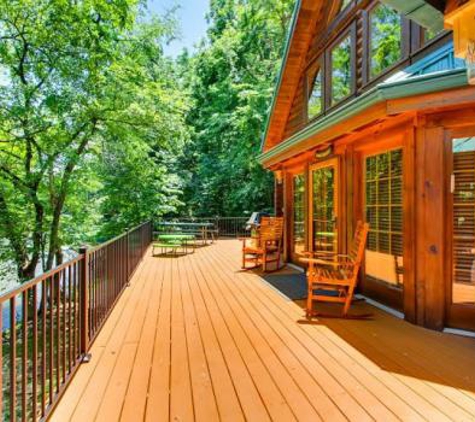 Aunt Bug's Cabin Rentals - Pigeon Forge, TN