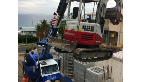 Chris Aitkin Crane Hire - Buderim, QLD
