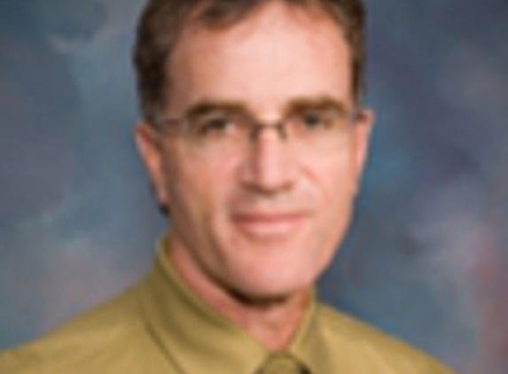 Dr. Desmond D Levin, MD - Newport Beach, CA