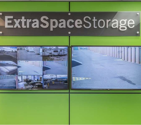 Extra Space Storage - Santa Fe, NM