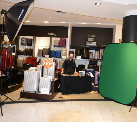 Light Pro Studios Photo Booth Rentals and Green Screen Photgraphy