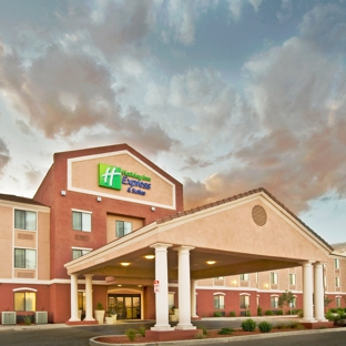 Holiday Inn Express & Suites Willcox - Willcox, AZ