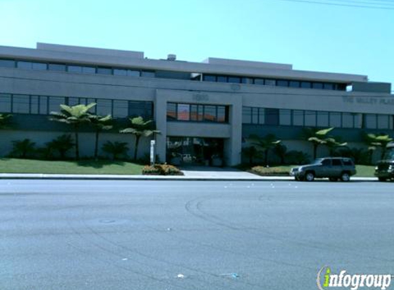 Valley Plaza Executive Suites - Fountain Valley, CA