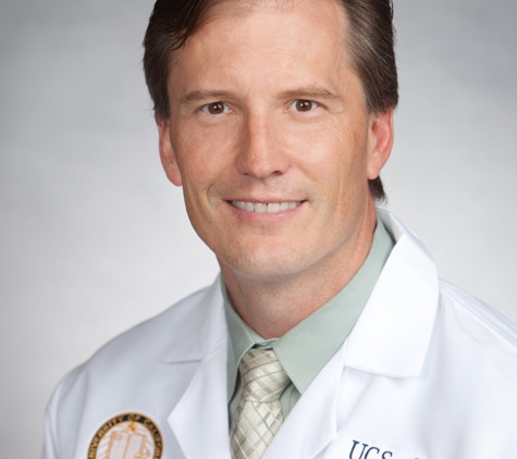 Ian Grover, MD - La Jolla, CA